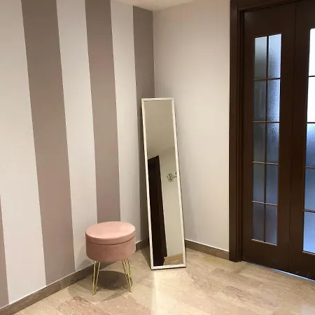 Ampio Bilocale A Appartamento Milano