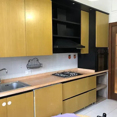 Ampio Bilocale A Appartamento Milano
